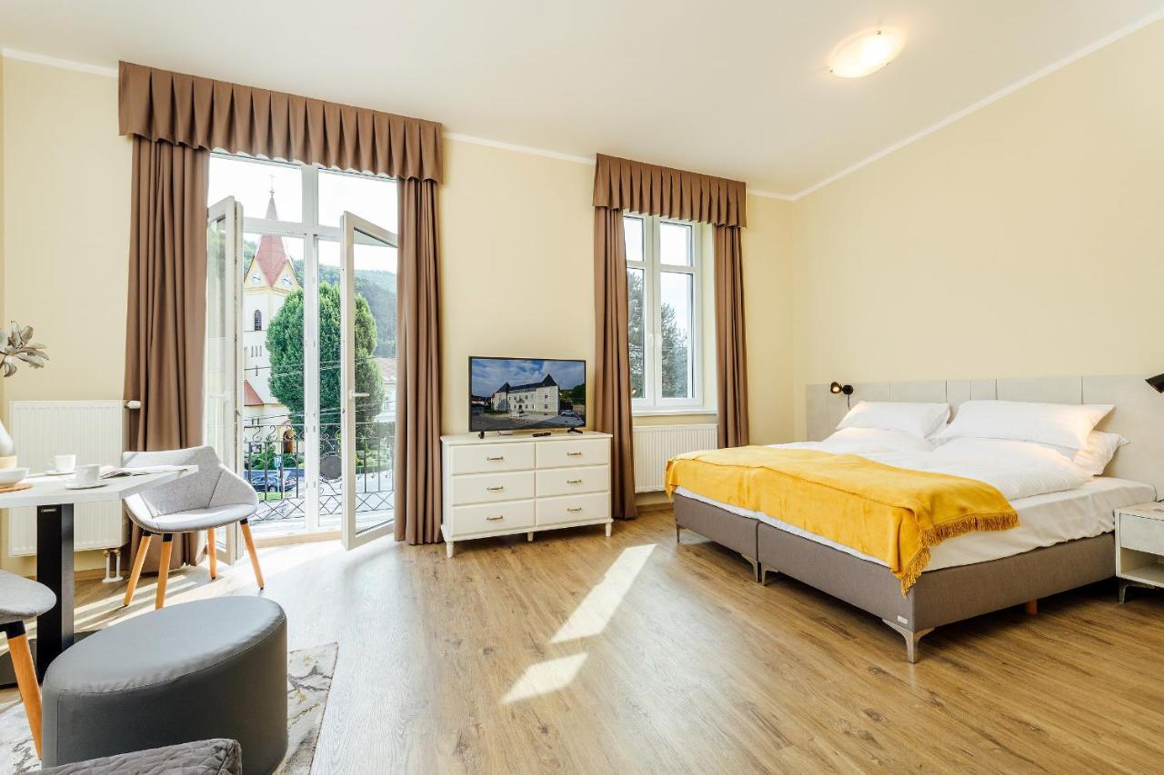 Apartmanovy Dom Grand - Contactless Check In Trencianske Teplice Ngoại thất bức ảnh
