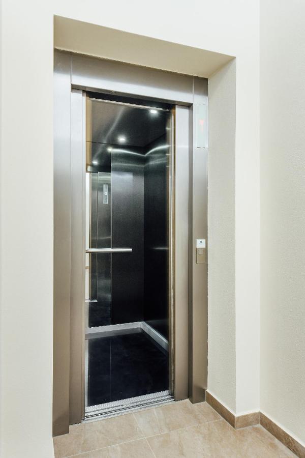 Apartmanovy Dom Grand - Contactless Check In Trencianske Teplice Ngoại thất bức ảnh