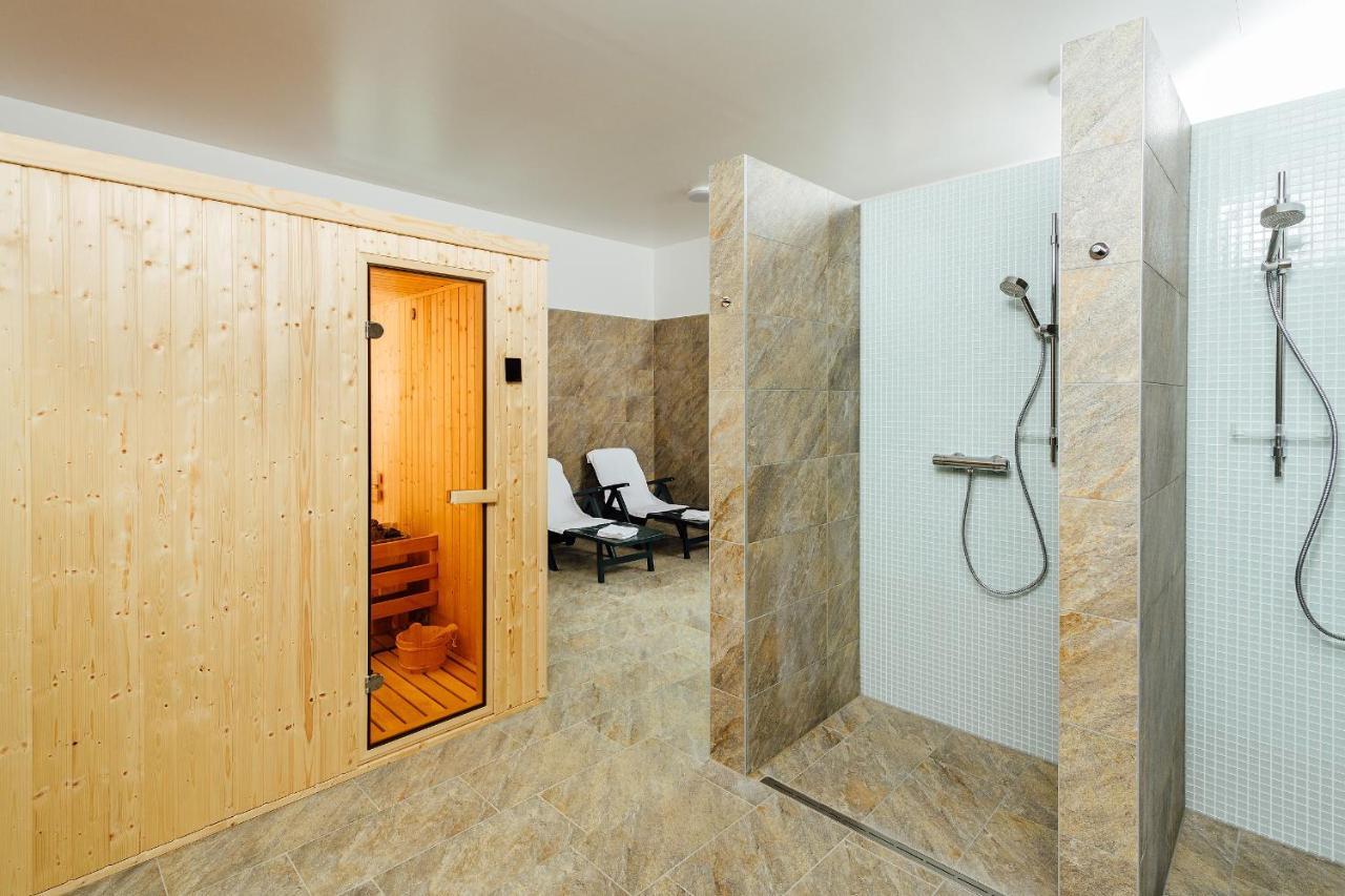 Apartmanovy Dom Grand - Contactless Check In Trencianske Teplice Ngoại thất bức ảnh